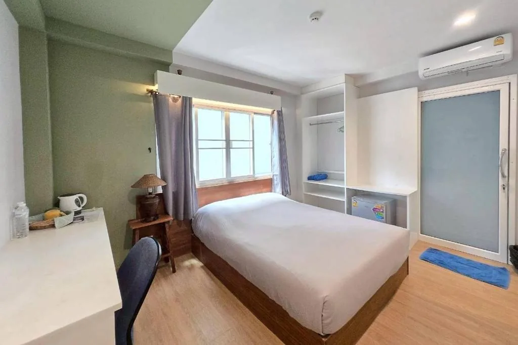 Standard Double Room — CHADA HOUSE